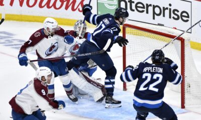 Lowry, Connor propel Jets to 7-6 playoff win over Avalanche