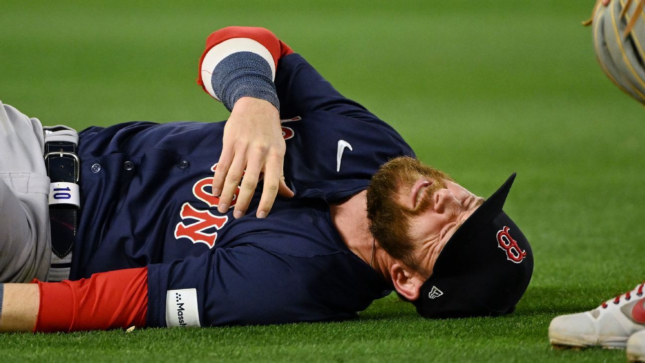 Red Sox's Trevor Story to have season-ending shoulder surgery