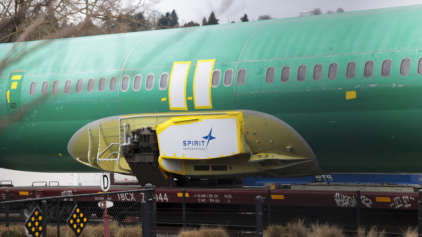 Whistleblower who raised concerns about Boeing jets dies at 45 : NPR