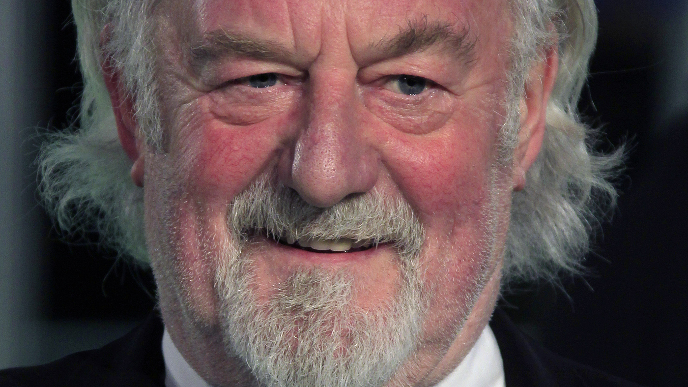 Bernard Hill, known for Titanic and The Lord of the Rings, dies at 79 : NPR