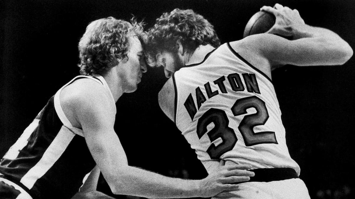 NBA Hall of Famer and Trail Blazers legend Bill Walton dies at 71 after prolonged fight with cancer