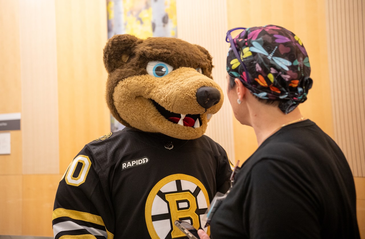 PHOTOS: Boston Bruins mascot Blades surprises nurses before Stanley Cup Playoffs