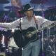 Country singer George Strait breaks the U.S. concert-crowd record