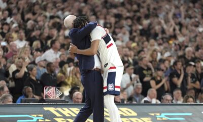 Here are 3 reasons Dan Hurley is staying at UConn