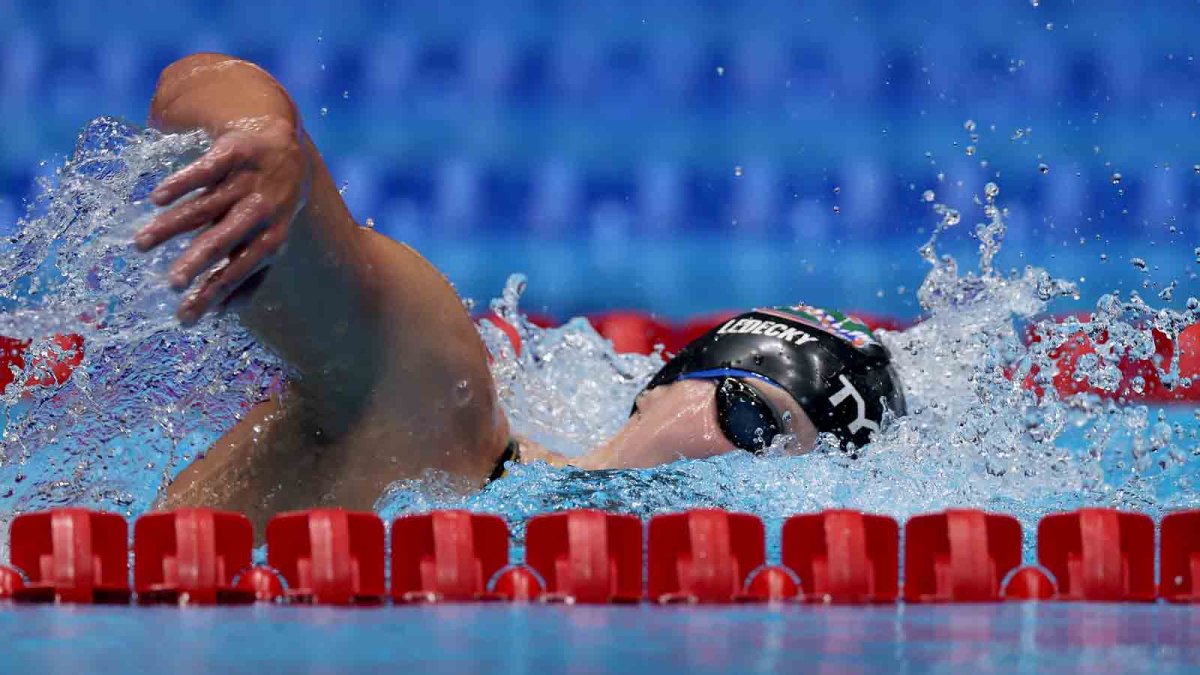 Katie Ledecky dominates in 1500m win at Olympic swimming trials – NBC4 Washington