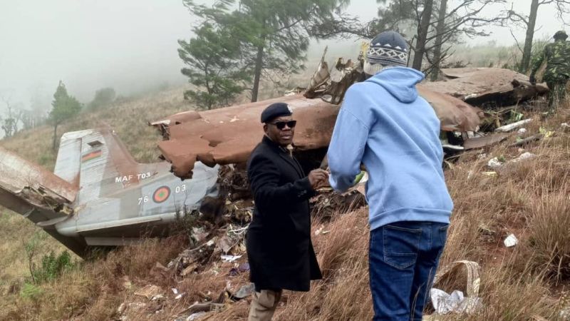 Saulos Chilima: Malawi vice president killed in plane crash along with 9 other passengers