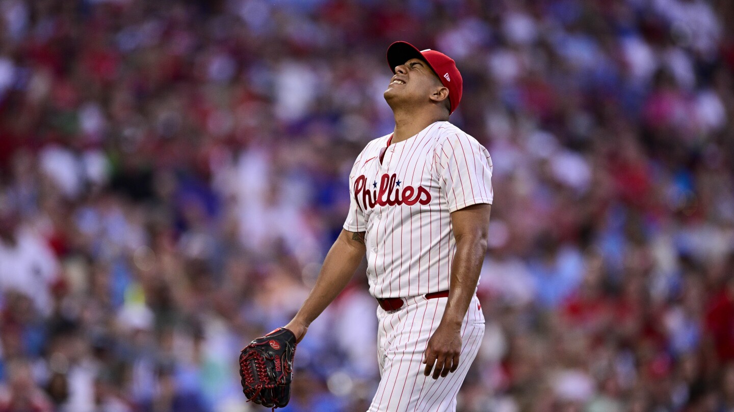 X-rays negative on Phillies left-hander Ranger Suárez after he was hit by a line drive
