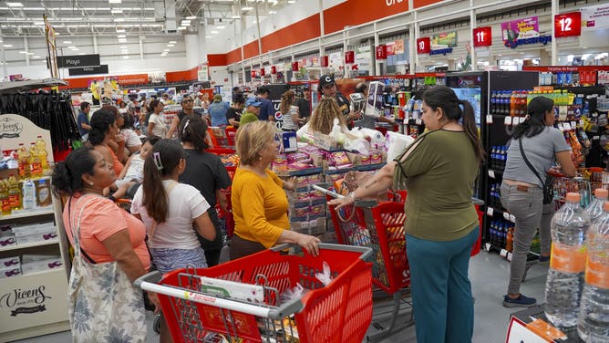 Cancun, Mexico prepares for Hurricane Beryl