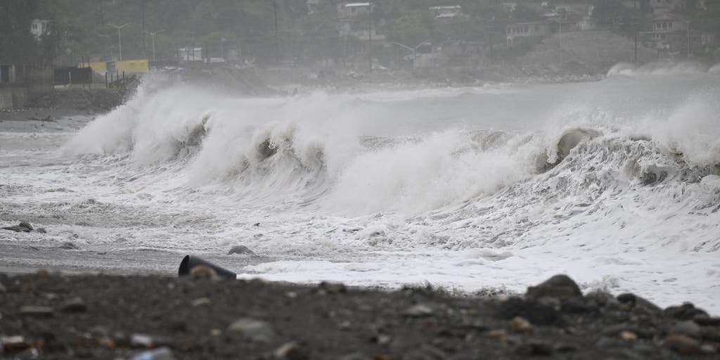 Hurricane Beryl on path towards Mexico's Yucatan Peninsula