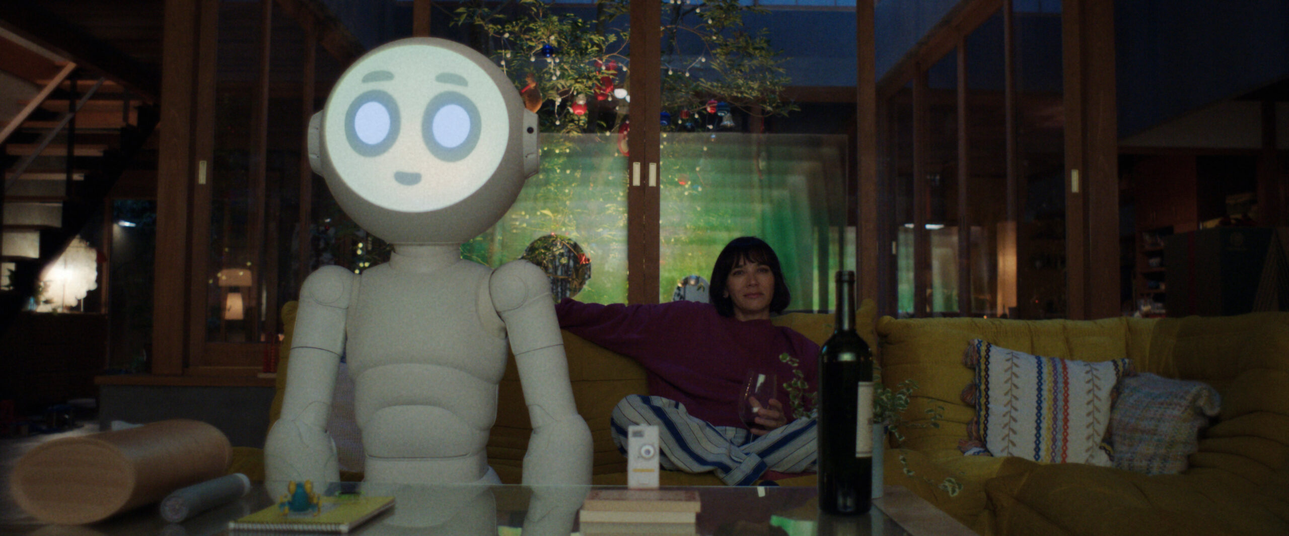 ‘Sunny’ Review: Rashida Jones And a Robot Friend Try to Solve a Mystery