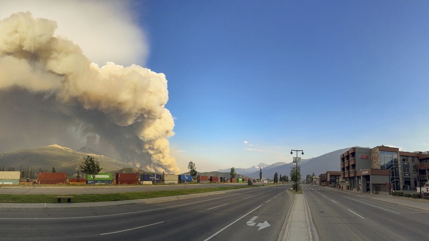 Canadian Rockies resort town of Jasper is ravaged by wildfire : NPR