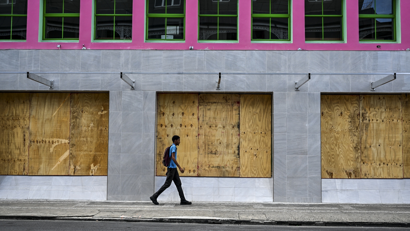 Hurricane Beryl now an 'extremely dangerous' Category 4 storm : NPR