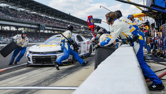 Kyle Larson wins at Indianapolis Motor Speedway NASCAR Brickyard 400