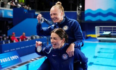 Synchronized divers Sarah Bacon and Kassidy Cook serve up first U.S. medals