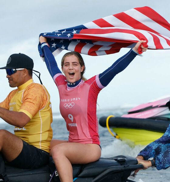 Caroline Marks strikes gold in down-to-the-wire women's surfing Olympic final