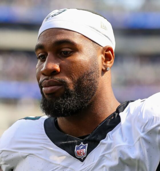 Jets push back on trade request by holdout Haason Reddick