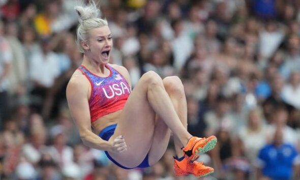 Katie Moon wins silver medal at Paris Olympics in women's pole vault