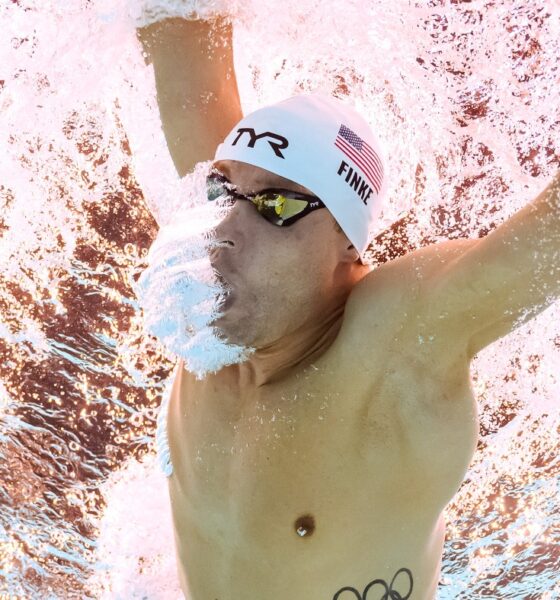 U.S. swimmer Bobby Finke wins gold in 1500 meter freestyle : NPR